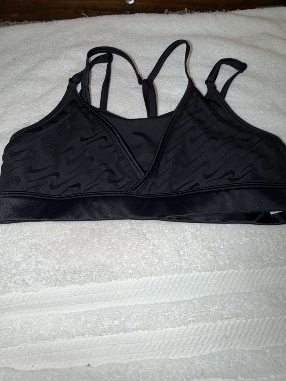 Nike Women's Dri-FIT Indy Icon Clash Light-Support Strappy Bra Black Medium